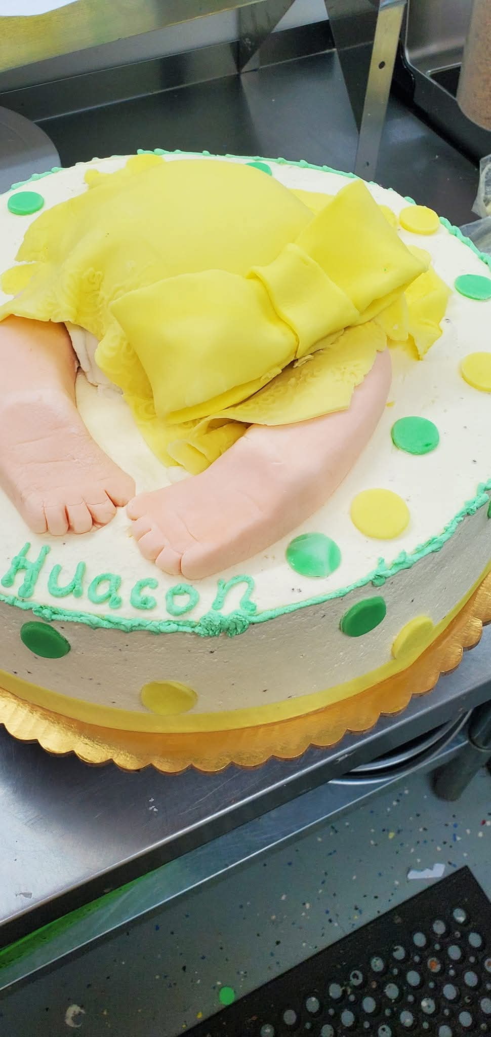 Pastel de baby shower o revelación de género 6