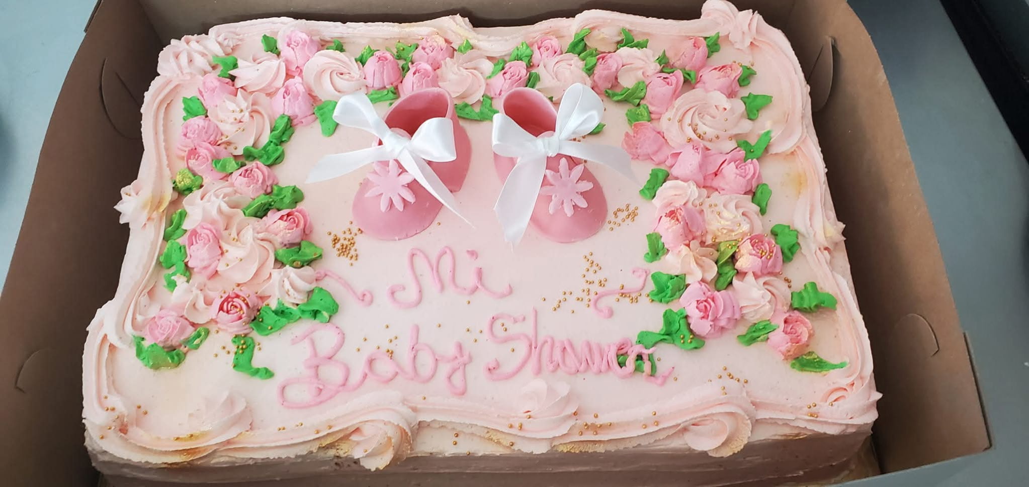 Pastel de baby shower o revelación de género 10