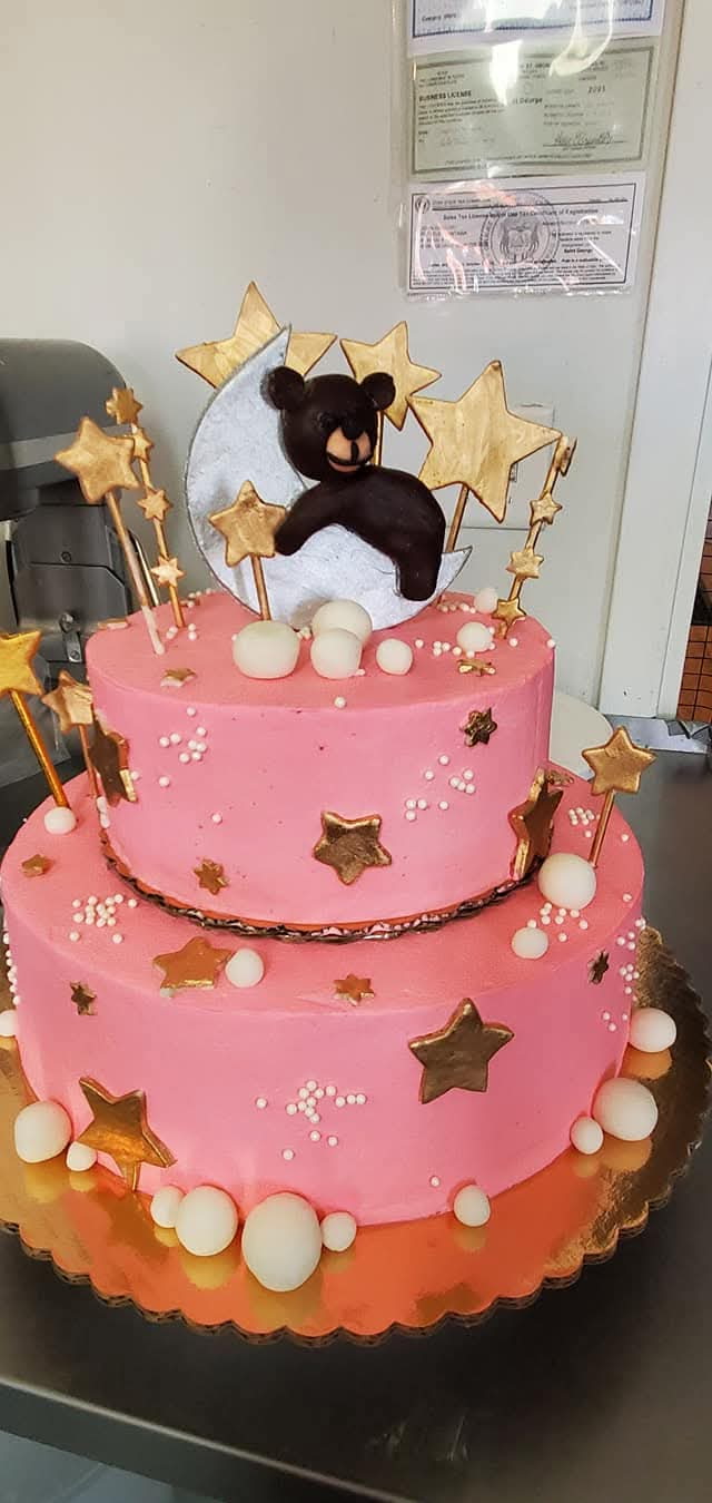Pastel de baby shower o revelación de género 11
