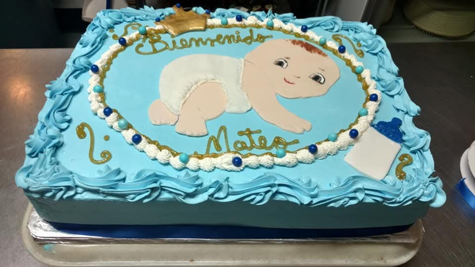 Pastel de baby shower o revelación de género 16