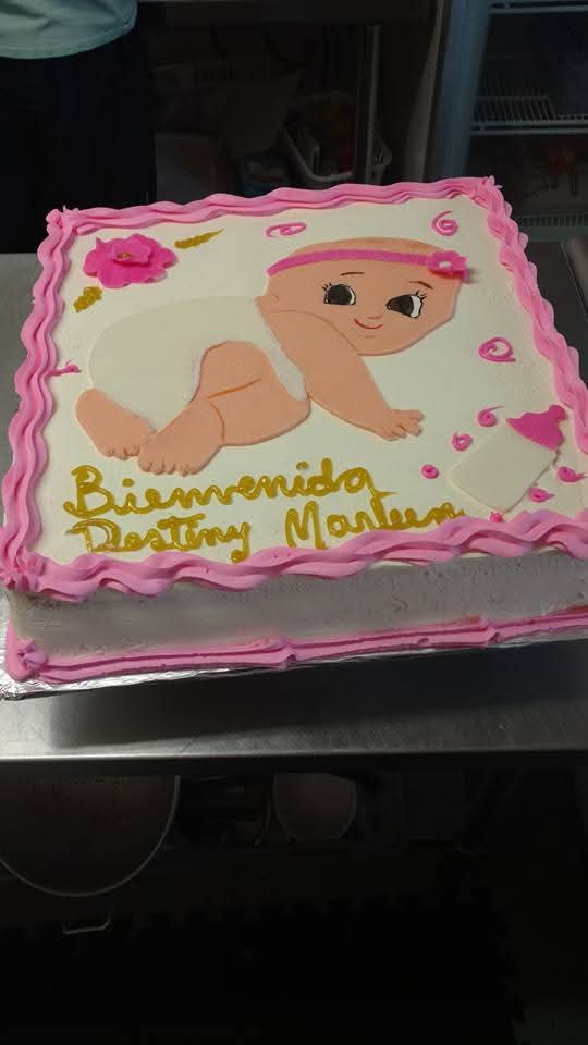 Pastel de baby shower o revelación de género 26