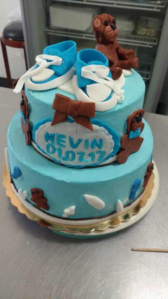 Pastel de baby shower o revelación de género 41