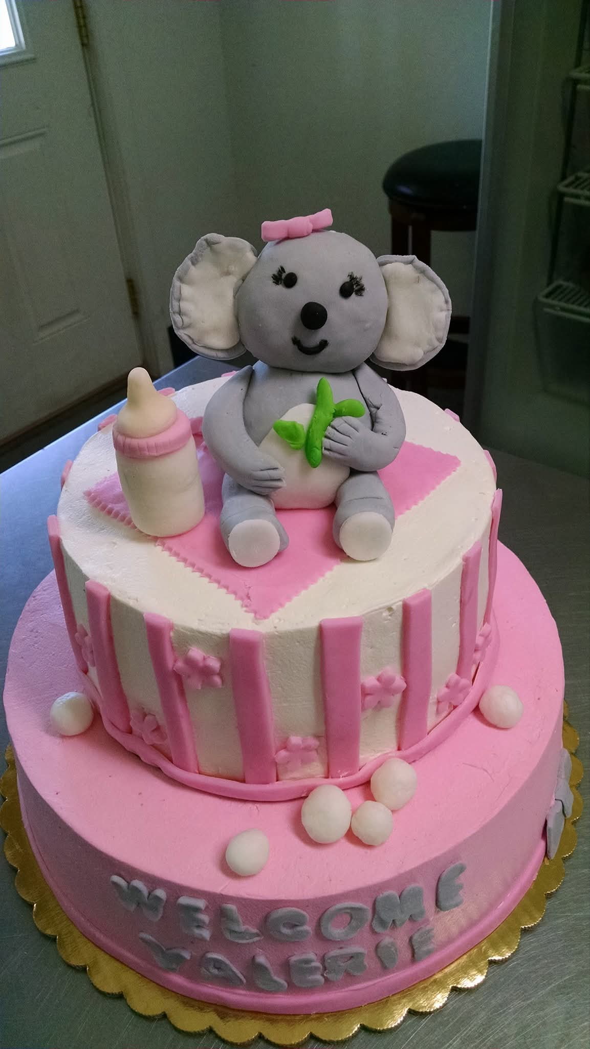 Pastel de baby shower o revelación de género 42