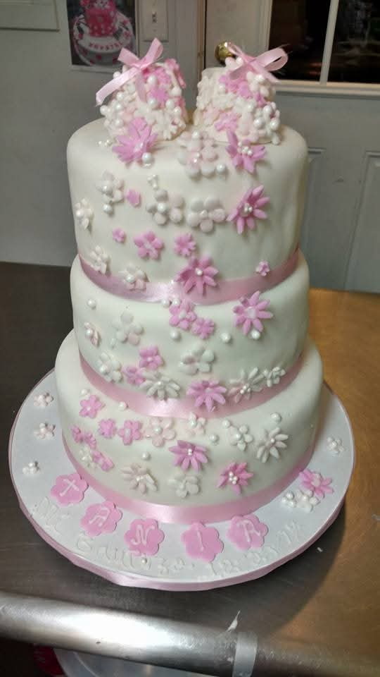 Pastel para ocasión religiosa 16