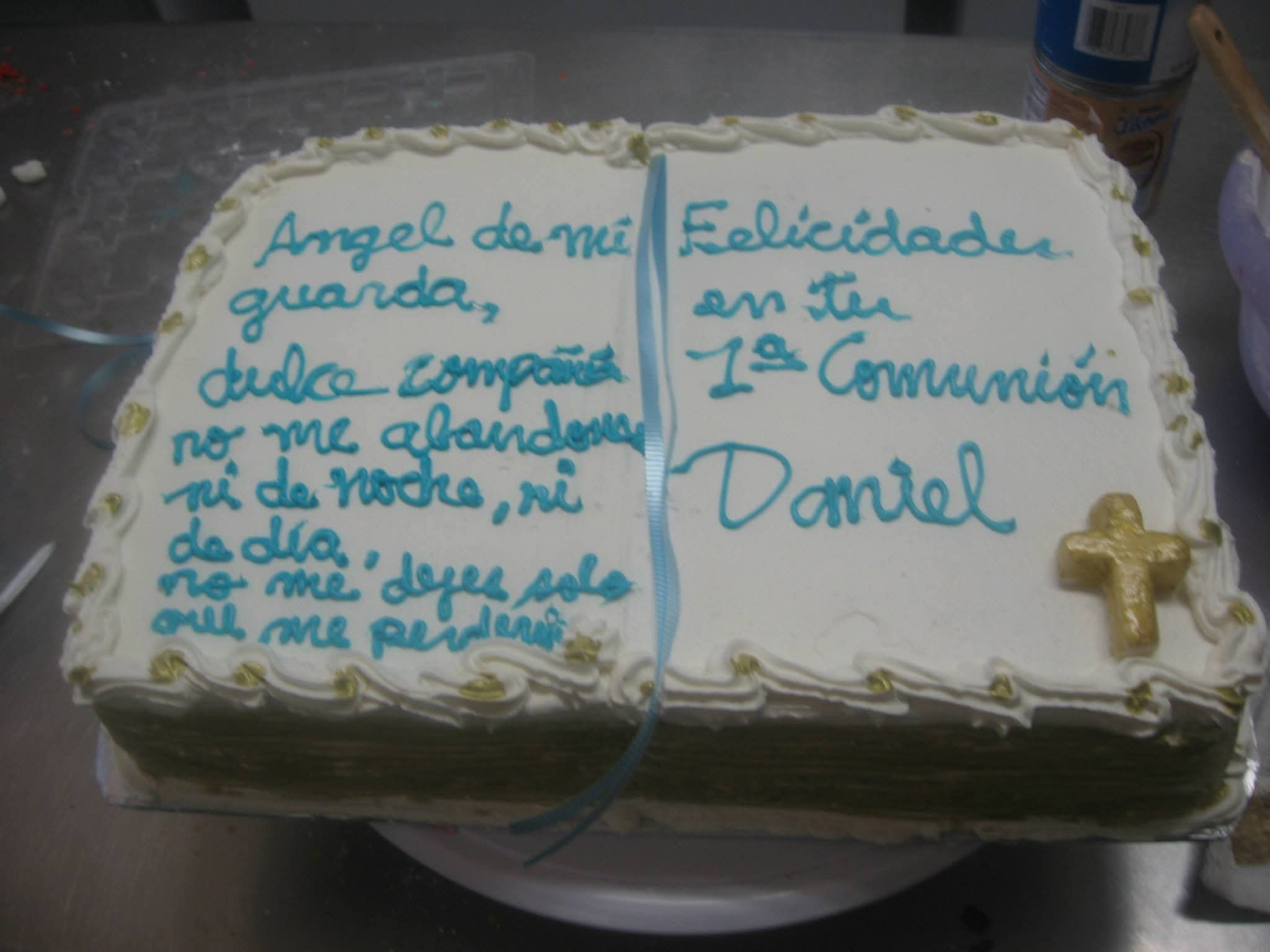 Pastel para ocasión religiosa 21