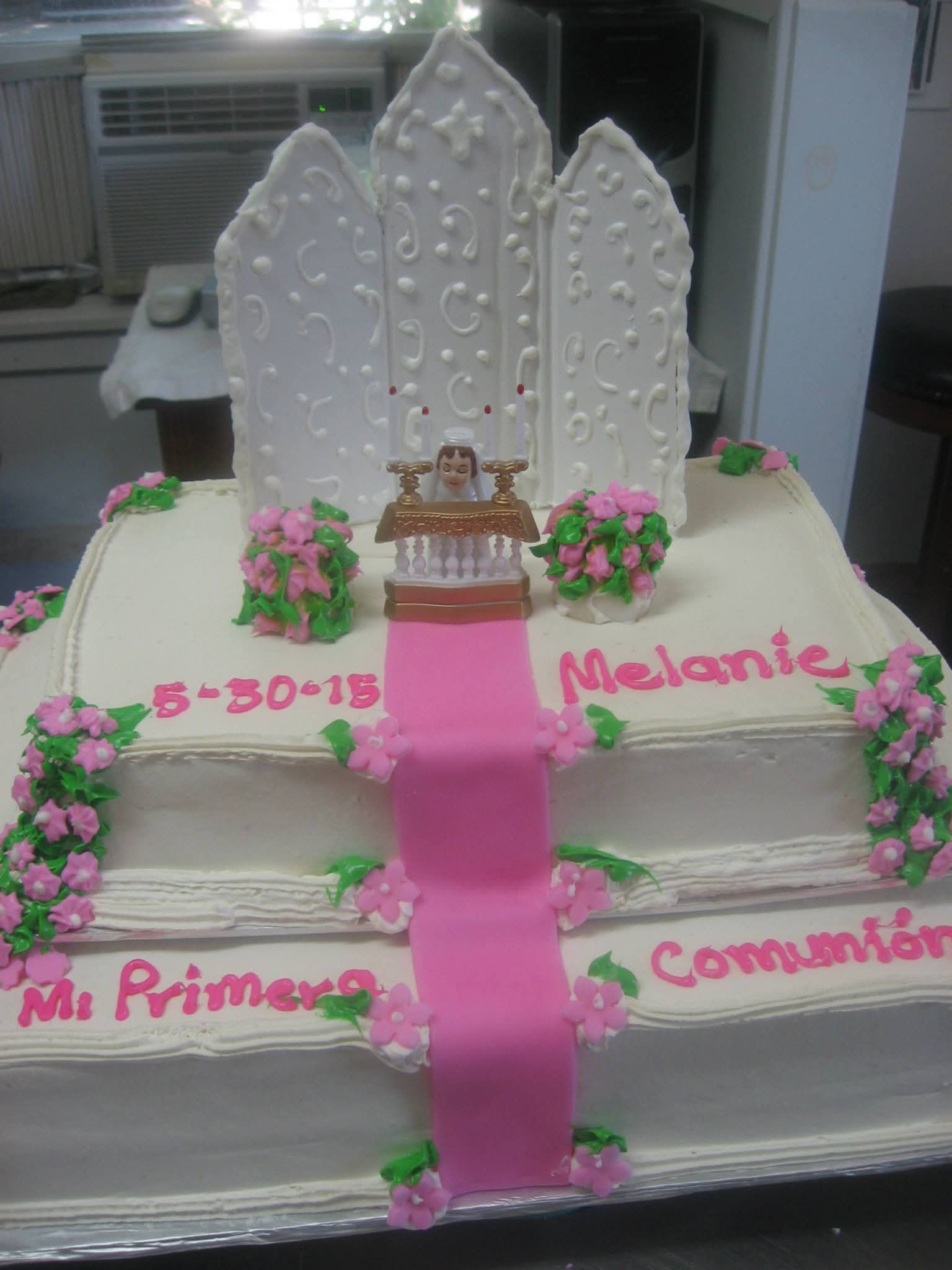 Pastel para ocasión religiosa 26