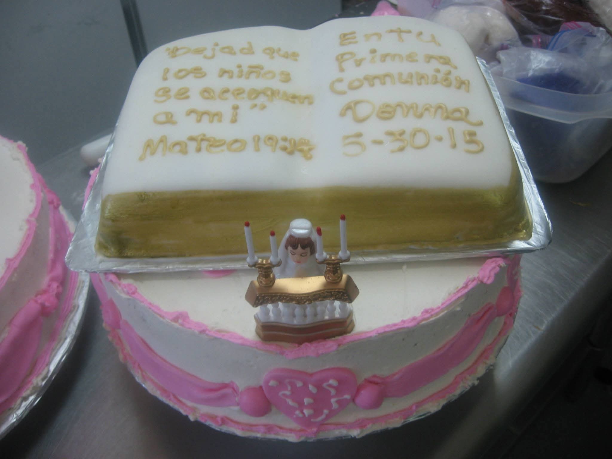 Pastel para ocasión religiosa 27