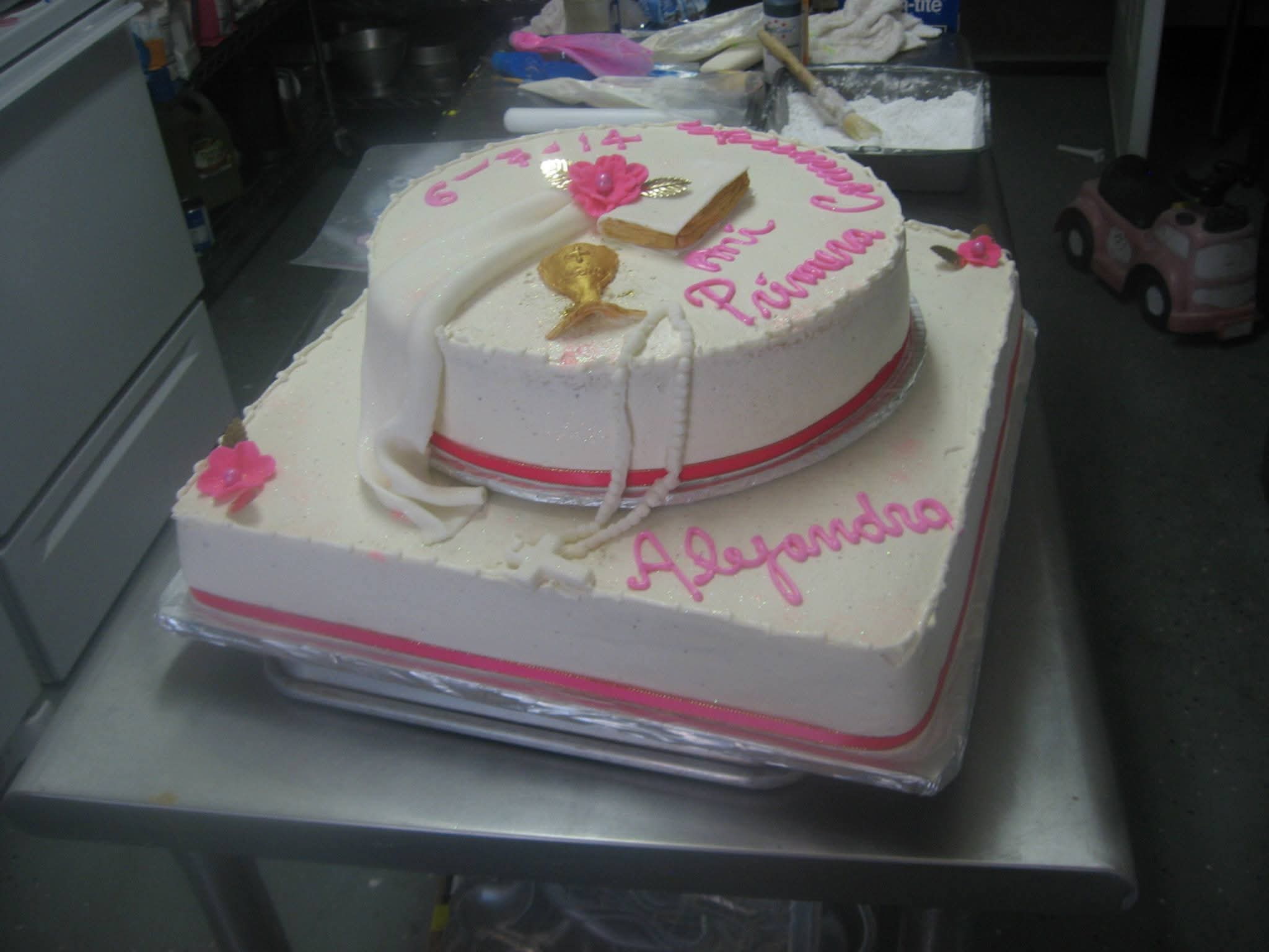 Pastel para ocasión religiosa 29